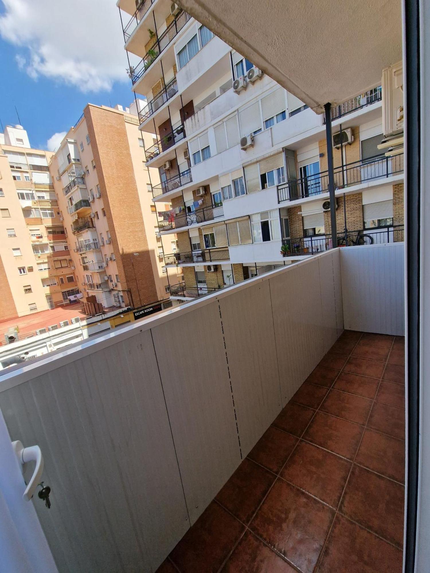 Virgen De Lujan Triana Apartment Севиля Екстериор снимка